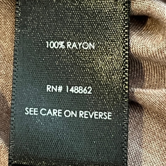 Torrid Long Sleeve Floral Print Blouse size 2 (2X) - Picture 6 of 9